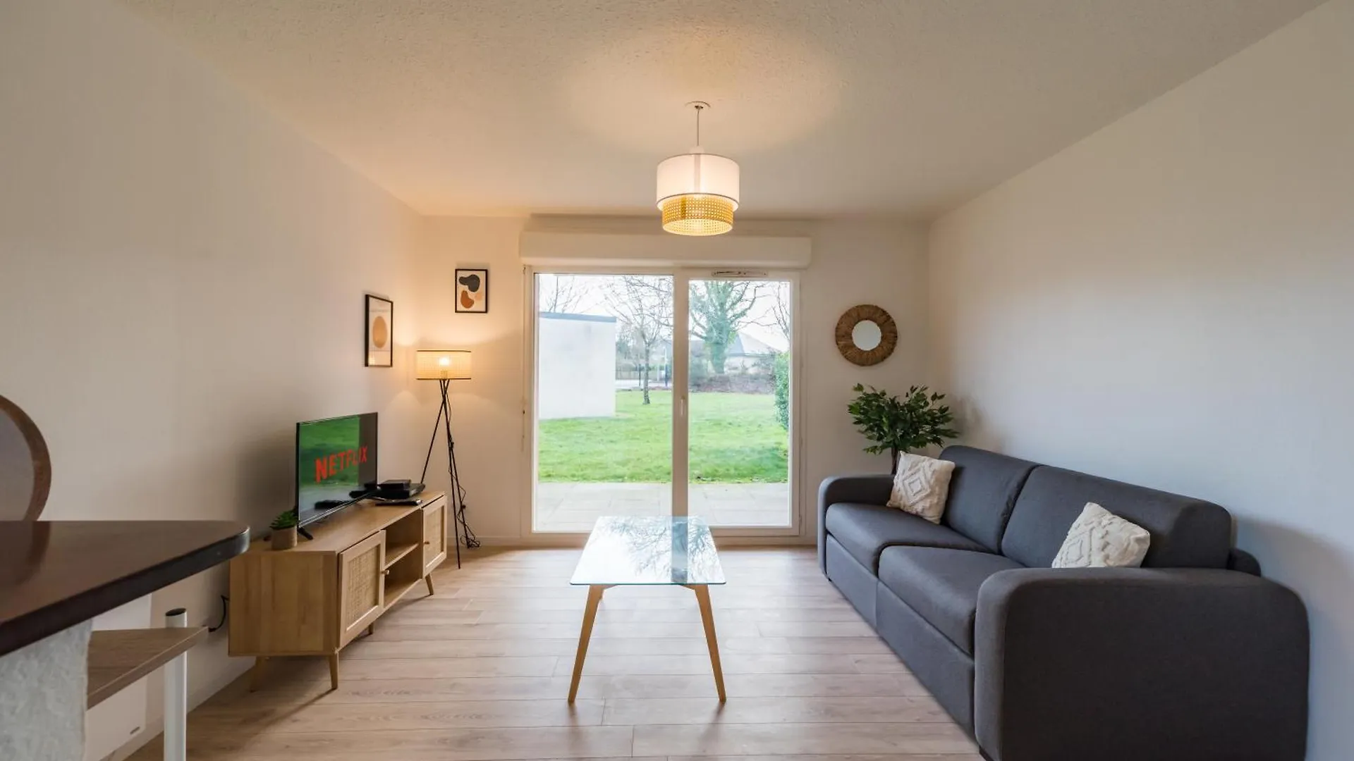 Ploumagoar Appartement Neuf Proche Guingamp